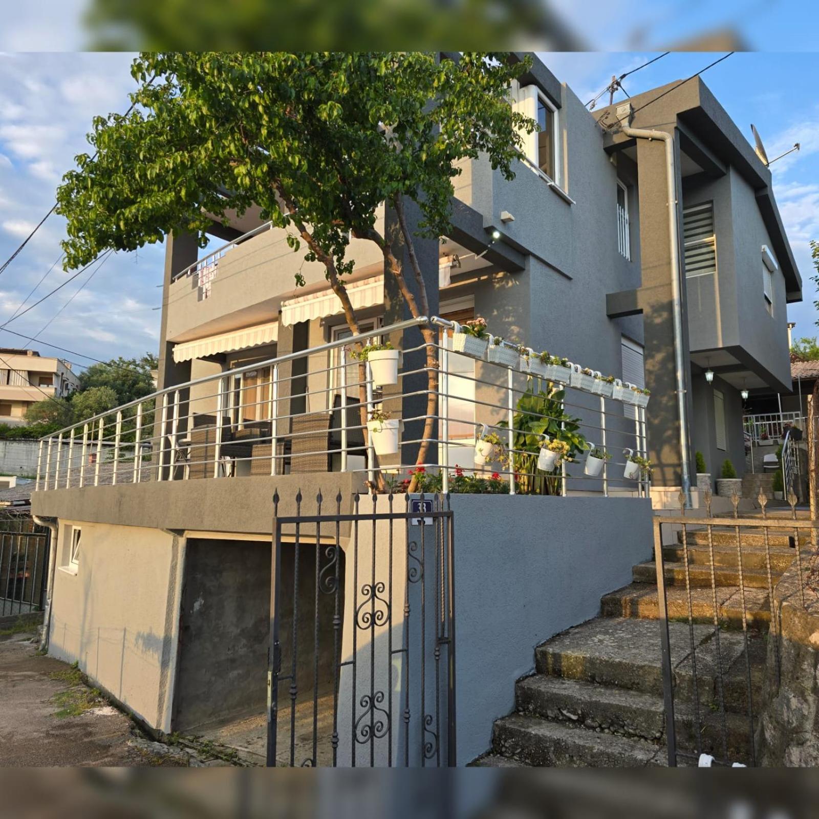 Family Apartment-Dilorena Bar Exterior photo
